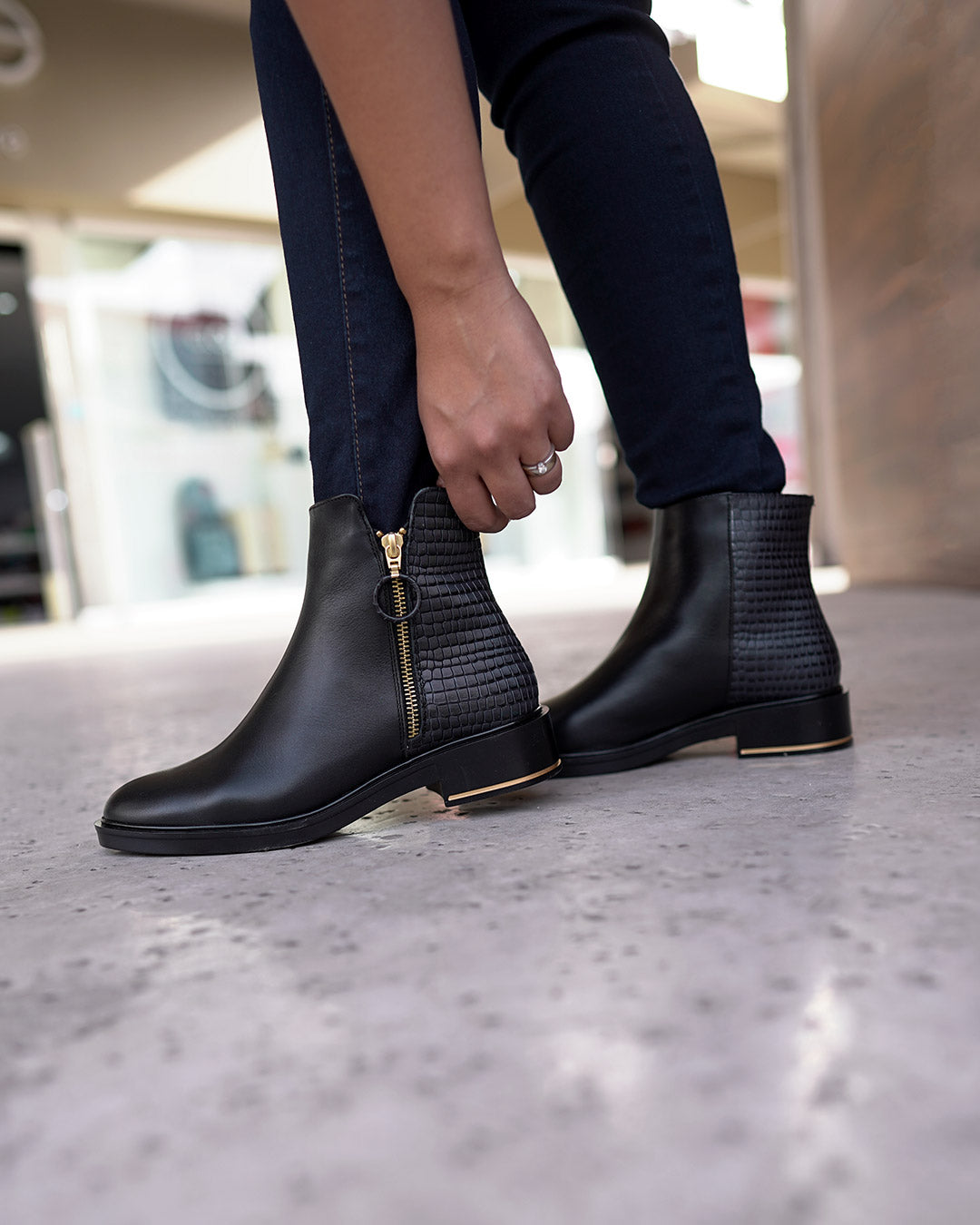 BOTIN ERIKA 1802 NEGRO